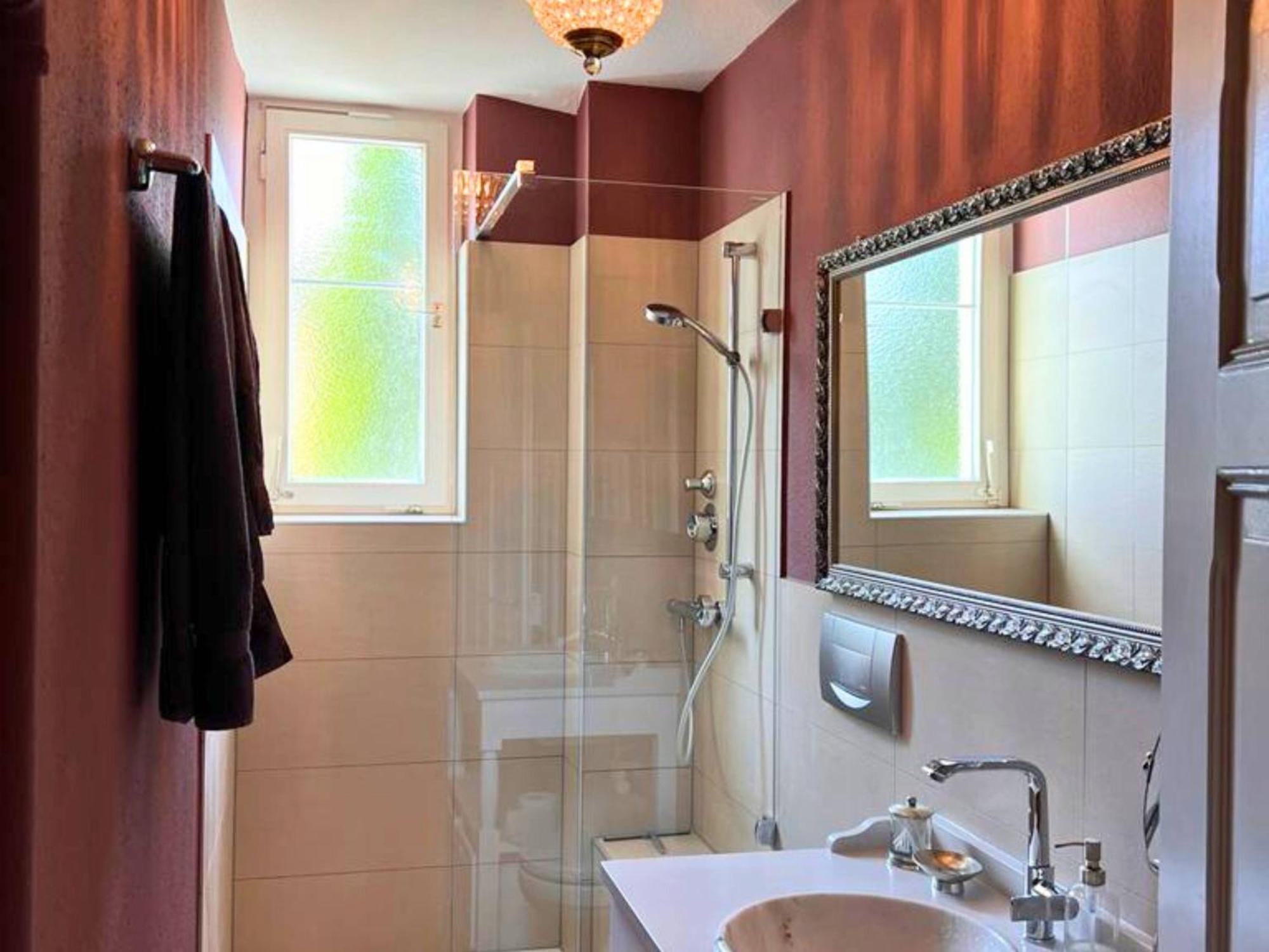 Apartment Seeglueck Seeliebe - Charmante Jugendstilwohnung Mit Parkplatz Direkt Im Zentrum Nahe Bahnhof Und Seeufer In *